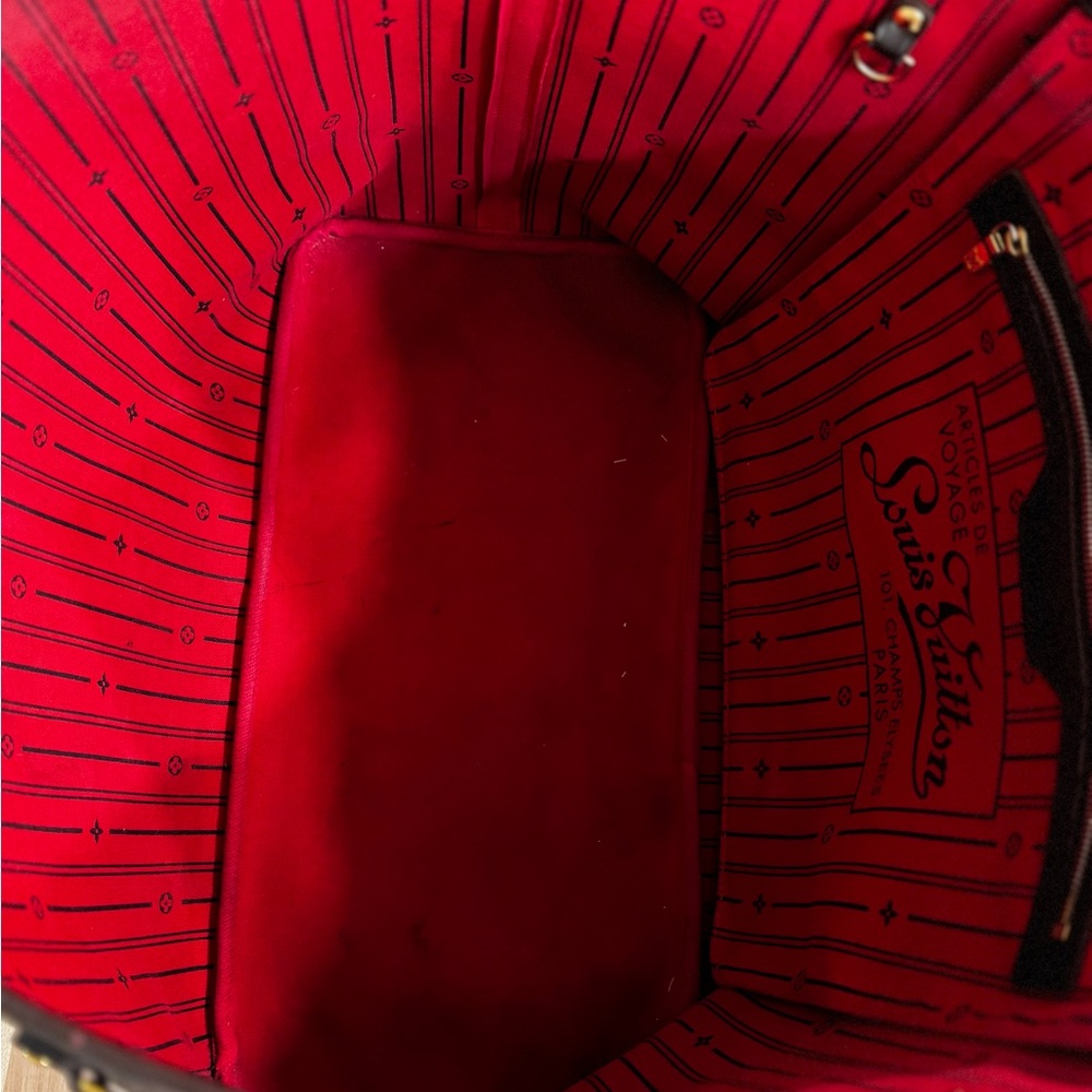 Louis Vuitton Red and Brown Tote Bag - Picture 4 of 14